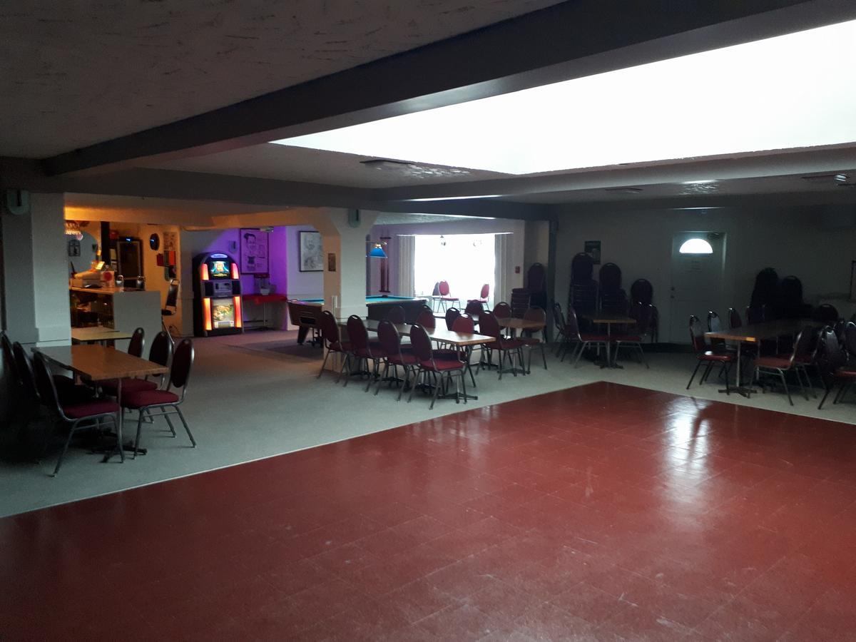 Hotel Au Vieux Bardeau Deschambault Buitenkant foto